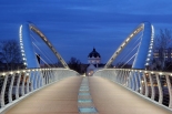 Tiszavirág híd kék órában